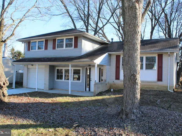 921 Devon Dr, Newark, DE 19711