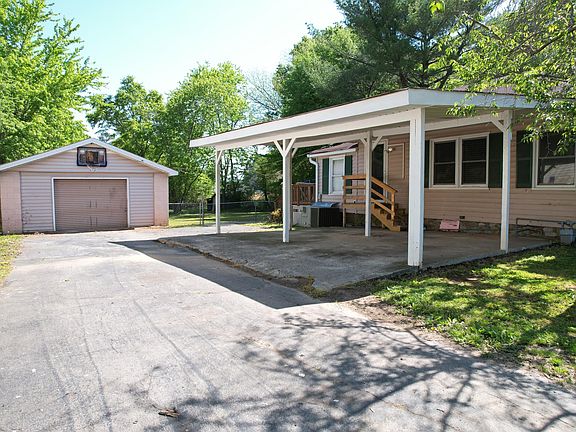 5th image of 126 Kelly St