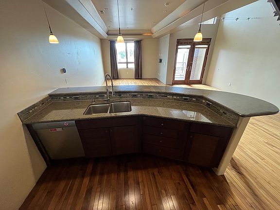4th image of 3339 Central Ave NE Ste 314