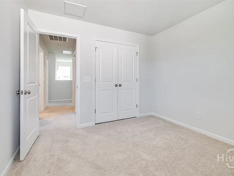 131 Freesia Dr — Photo 33