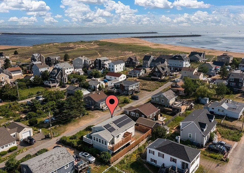 8 57th St Newburyport, MA Zillow