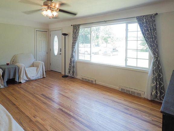 17175 Moorepark Rd-104