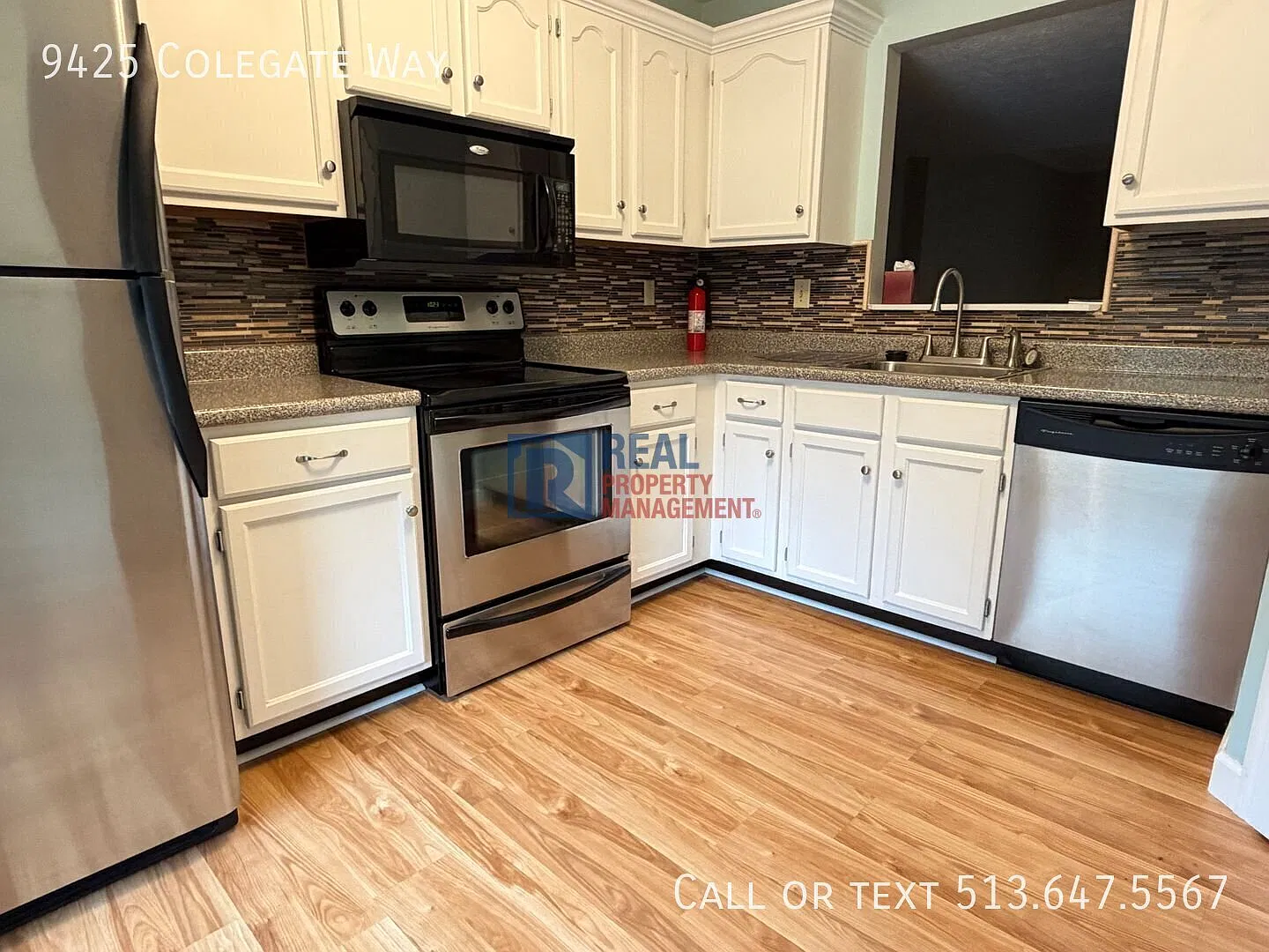 Maintenance Free 2 BR West Chester Condo! — Photo 2