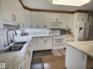 8922 156th St NW #108, Edmonton, AB T5R5Z3
