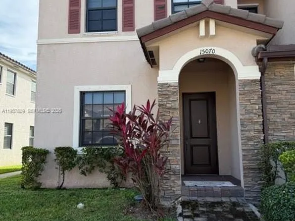 15070 SW 116th St, Miami, FL 33196