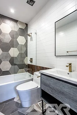 Rented by EXR | media 7