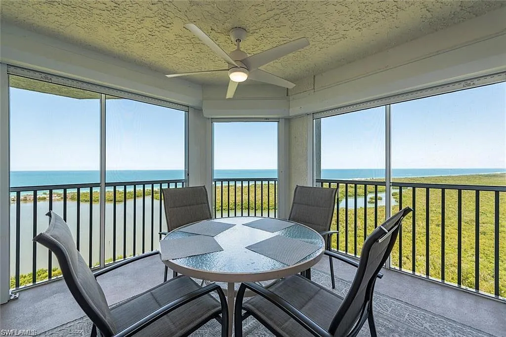 Photo 2 of 11 - 5550 Heron Point Dr #2003 - Naples, FL Building Photo - 5550 Heron Point Dr #2003