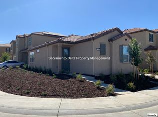9901 Del Surf Ln, Elk Grove, CA 95757