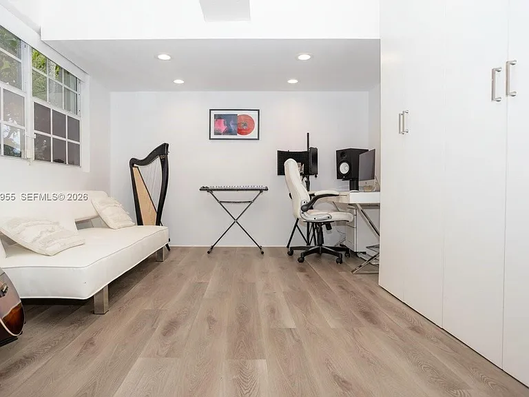 1418 Cordova St — Photo 10