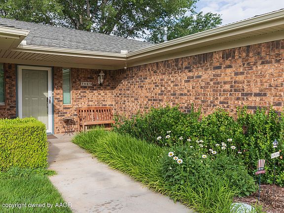 3rd image of 7815 Cervin Dr