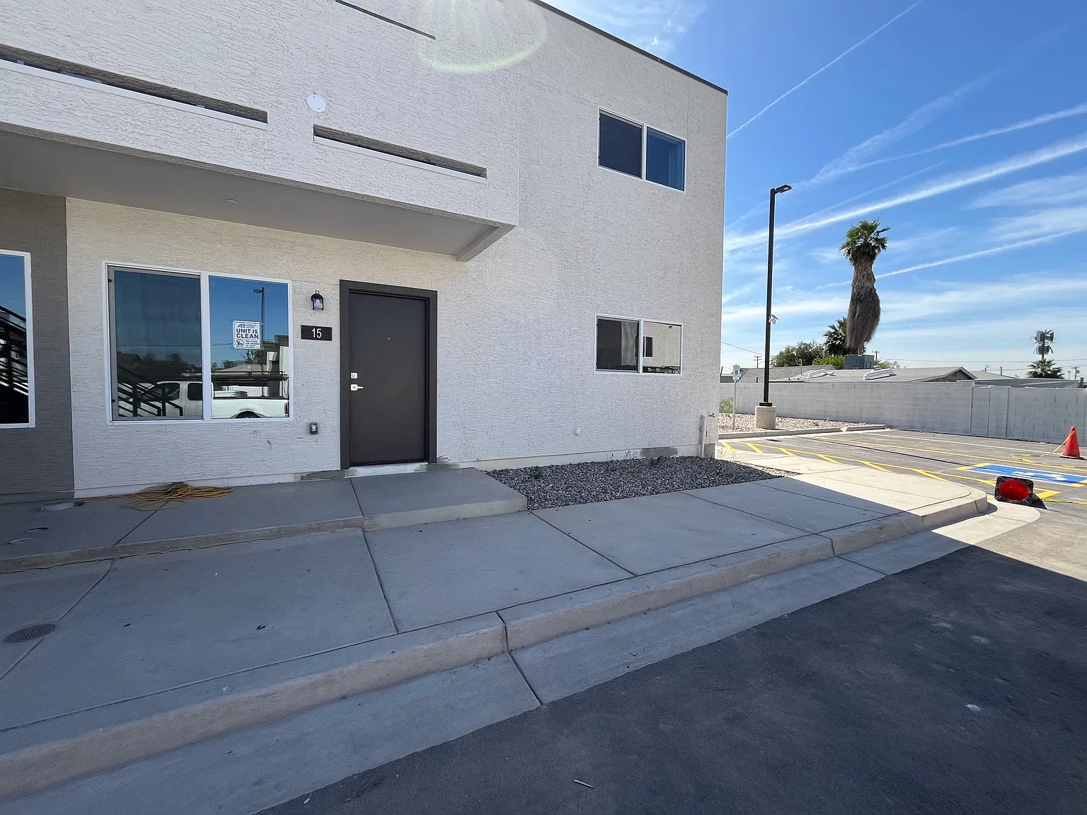 2 bed, 780 sqft, $1,800 — Photo 1
