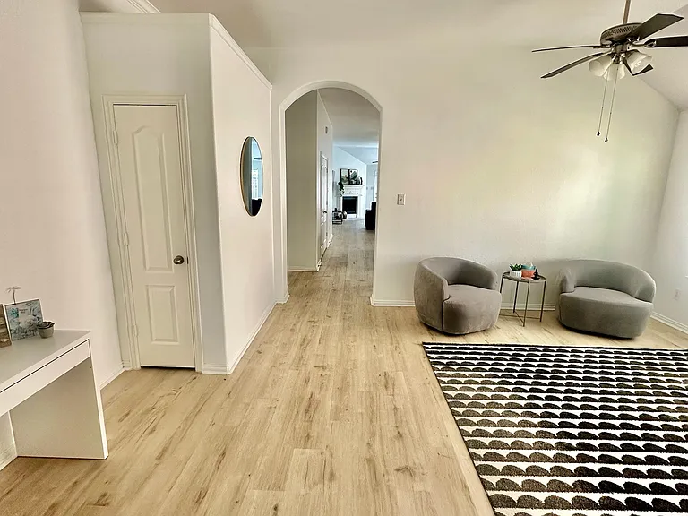 2733 Evening Mist Dr — Photo 4
