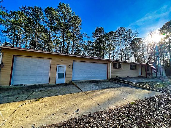 3rd image of 219 Pritchett Dr