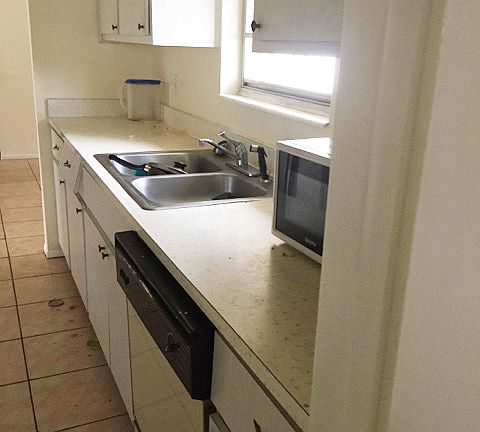 3rd image of 8680 Cypress Lake Dr