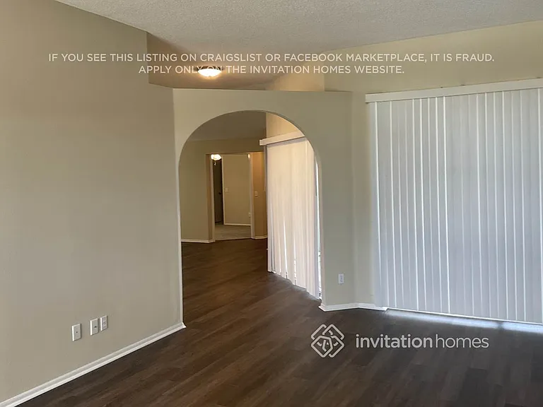 4841 14th Ave E — Photo 4
