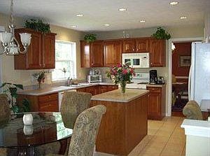 3rd image of 152 Hunter Dr