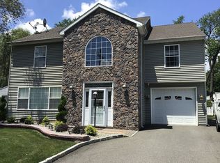 442 Old Post Rd, Edison, NJ 08817