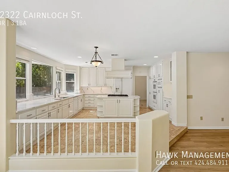 22322 Cairnloch St — Photo 23