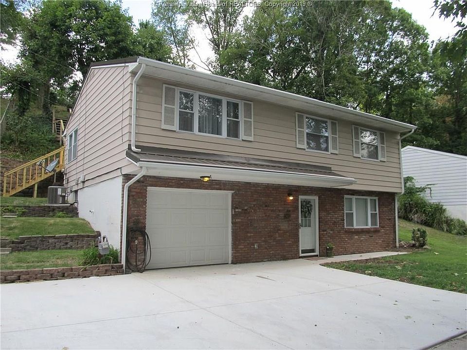 1st image of 915 Upton Dr