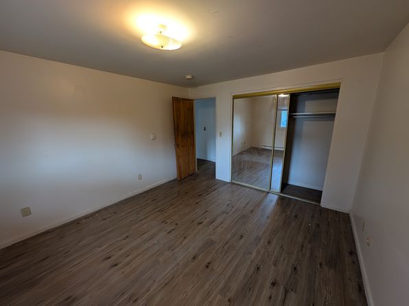 121 N Woodbridge St #6