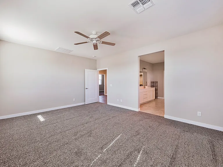 2359 S Wycliff Cir — Photo 16