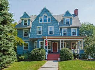 148 Kenyon St, Hartford, CT 06105