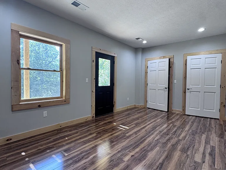 1339 Hickory Point Dr — Photo 26