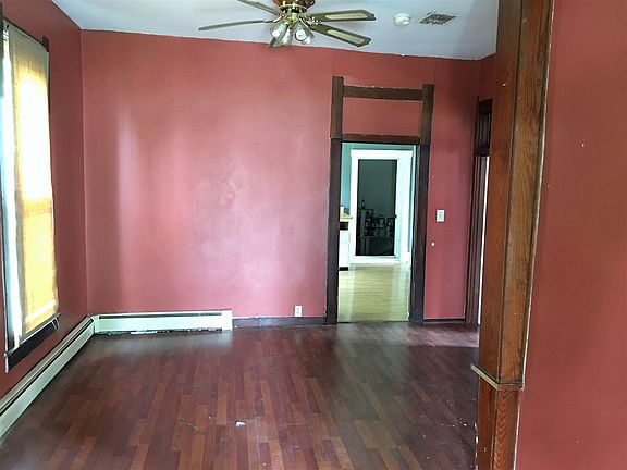 2nd image of 303 E Main St