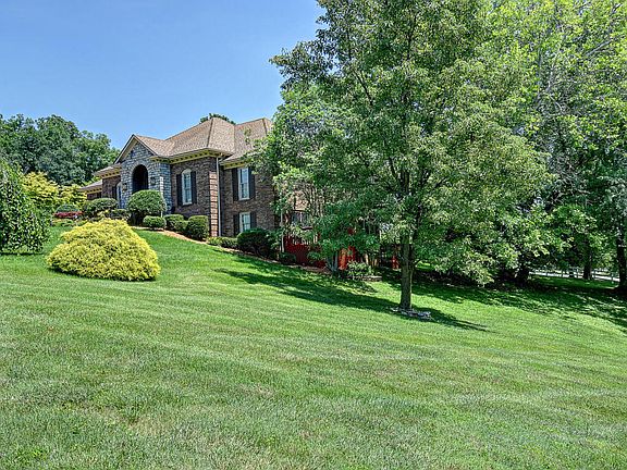 3rd image of 3508 Bridgegate Ct