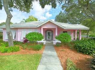 820 Riviere Rd, Palm Harbor, FL 34683