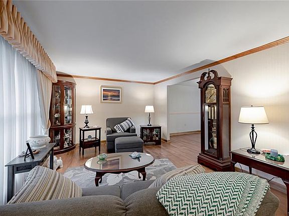 5th image of 3935 Murry Highlands Cir