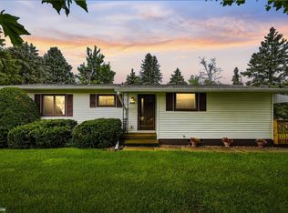 410 4th St SW, State Center, IA 50247