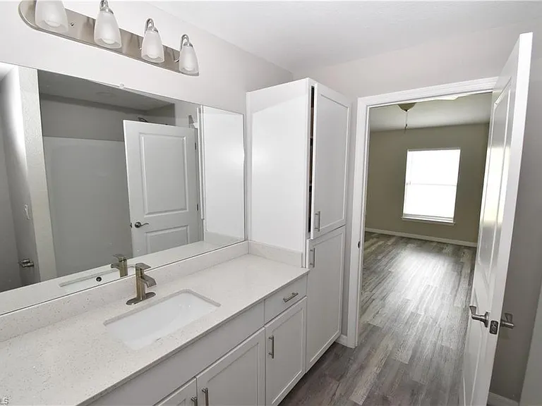 2397 Nantucket Ter — Photo 15