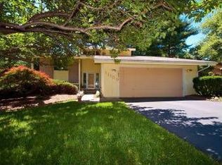 11100 Korman Dr, Potomac, MD 20854