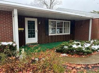 524 Greenbrier Dr, Richmond, IN 47374