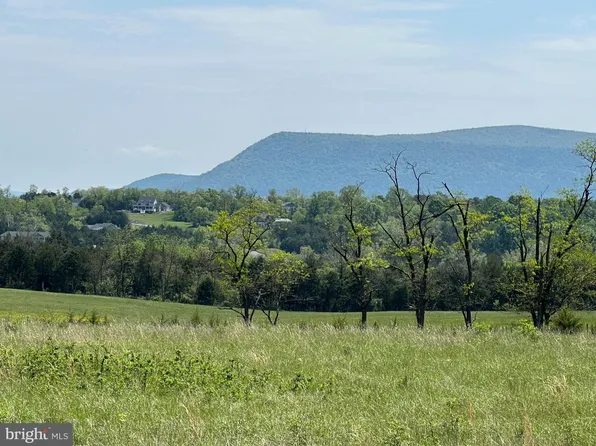 Back Rd, Strasburg, VA 22657