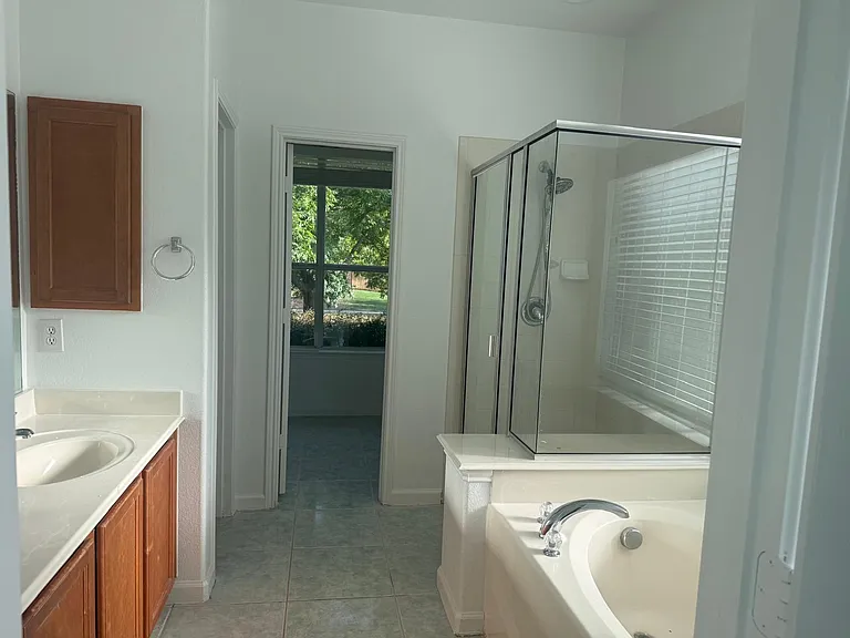 101 Cliffbrook Dr — Photo 5