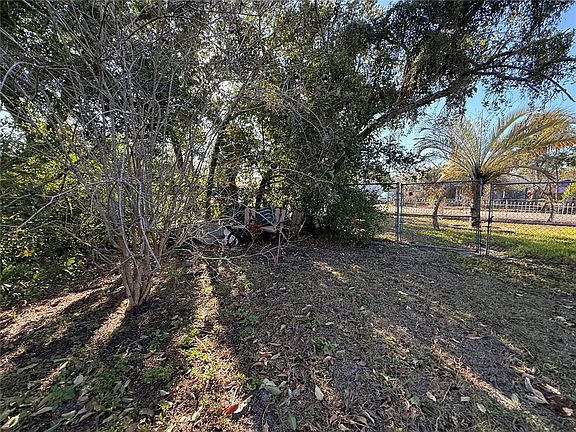 5th image of 3206 E GIDDENS AVENUE