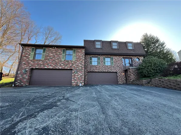 1223 Lakevue Dr, Butler, PA 16002