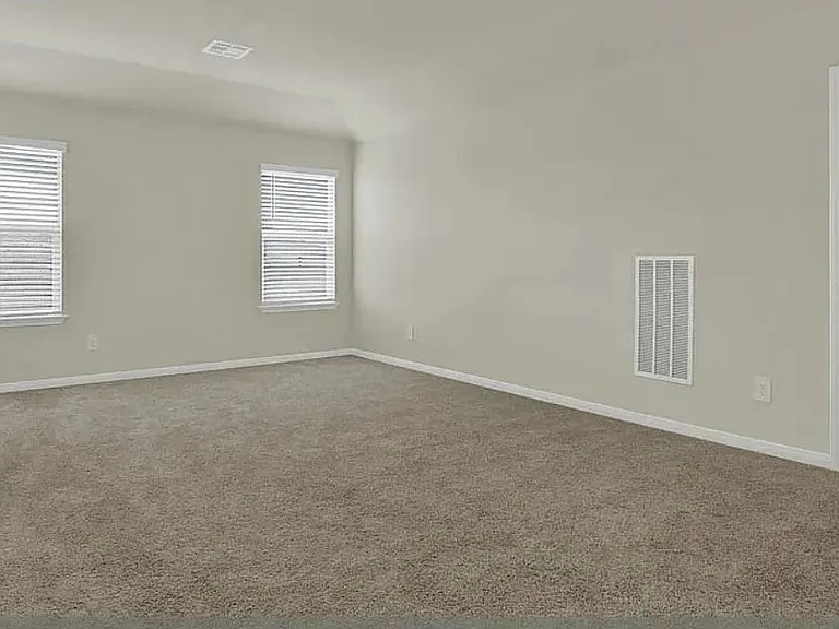 115 Bethpage Dr — Photo 9