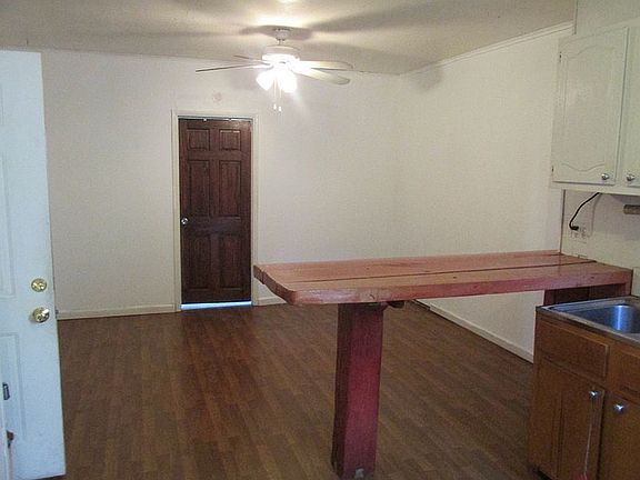 3rd image of 679 6th Ave