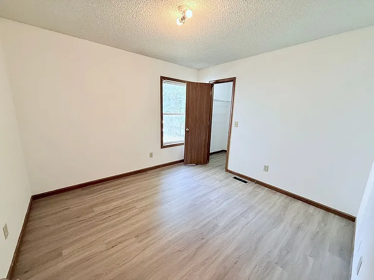 3422 E Covington St — Photo 11