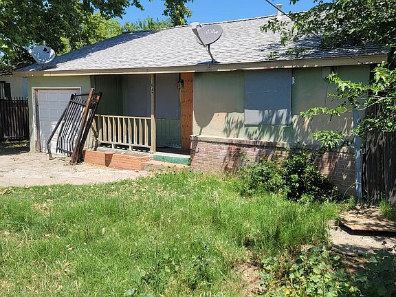 4th image of 1643 Kathleen Ave