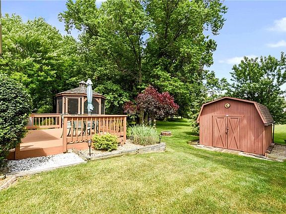 5th image of 6975 Paula Dr
