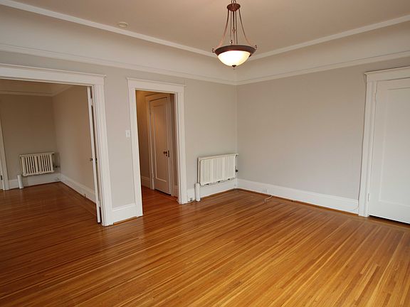 2nd image of 1400 Greenwich St APT 4