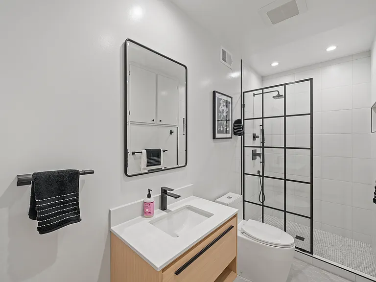 2215 Park Blvd #A — Photo 31