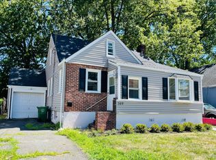 749 Drake Ave, Roselle, NJ 07203
