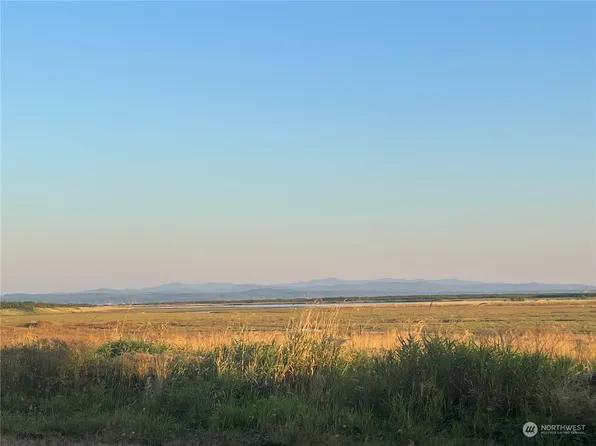 2680 Sunset Lane, Tokeland, WA 98590