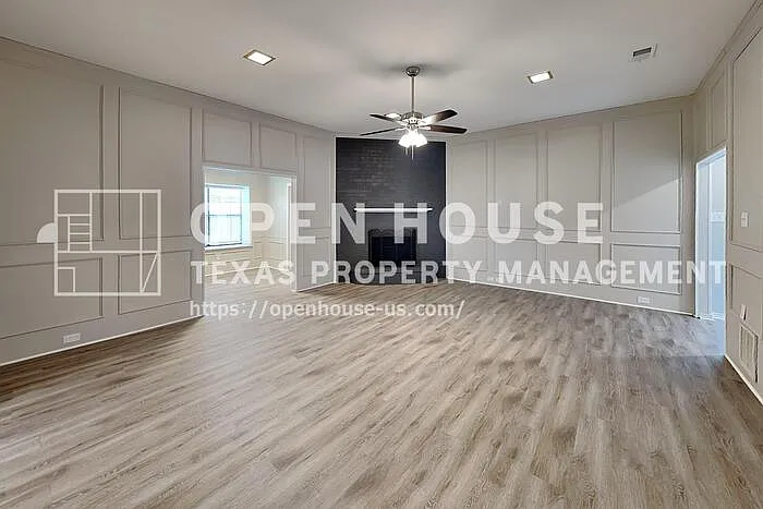 400 Kamber Ln — Photo 5