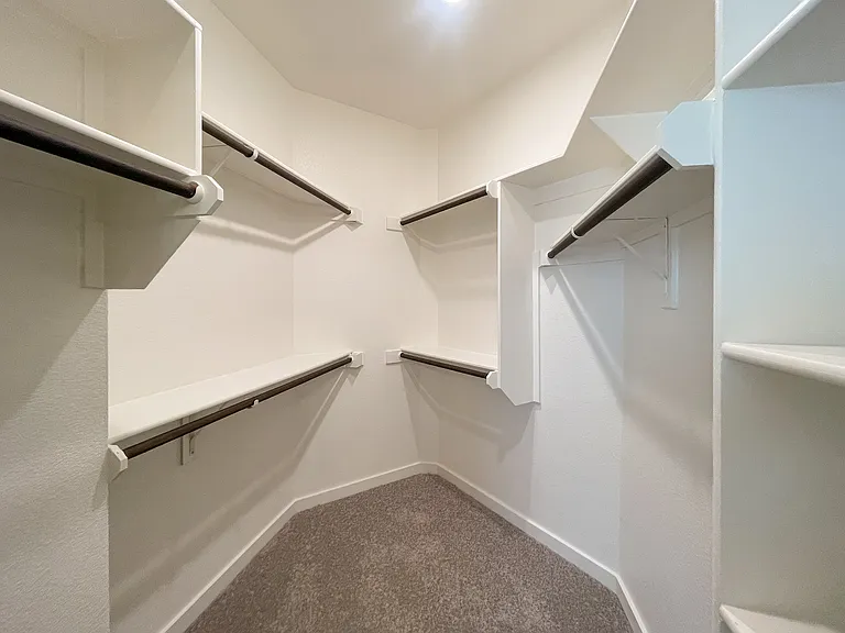 6912 Llano Dr — Photo 17